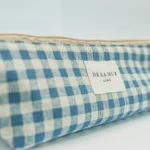 DE LA MUR Brisa Pouch side closeup